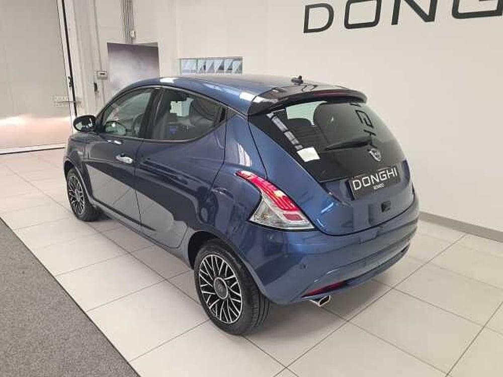 Lancia Ypsilon usata a Brescia (6)