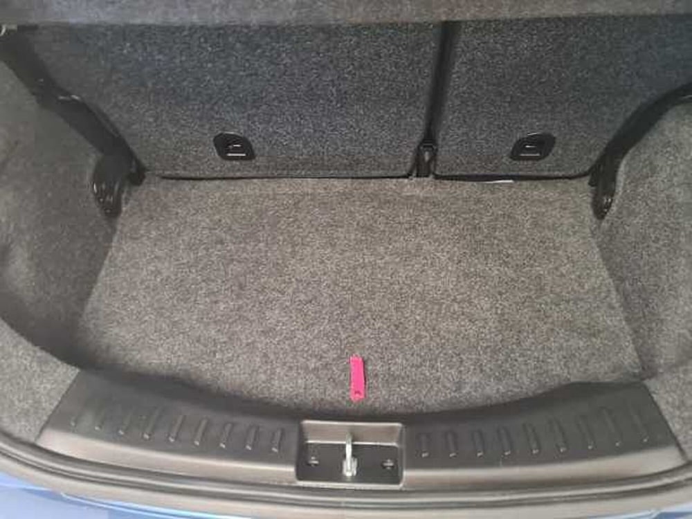 Lancia Ypsilon usata a Brescia (9)