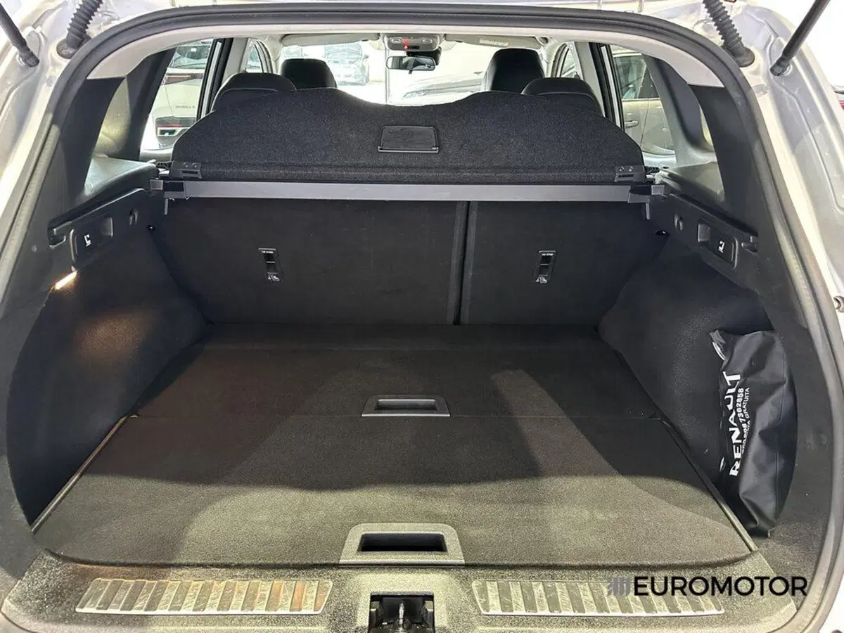 Renault Kadjar usata a Bari (12)