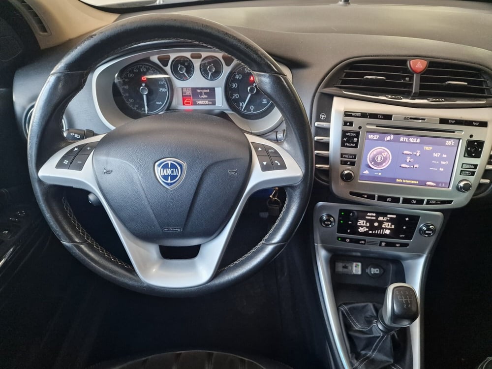 Lancia Delta usata a Torino (8)
