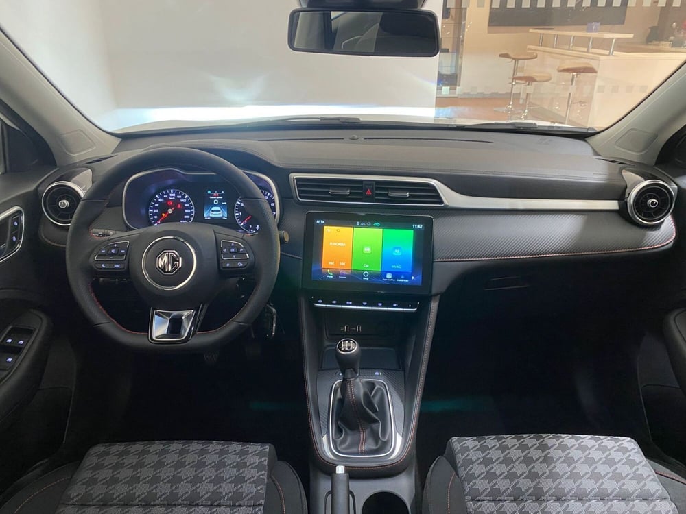 Mg ZS nuova a Napoli (3)