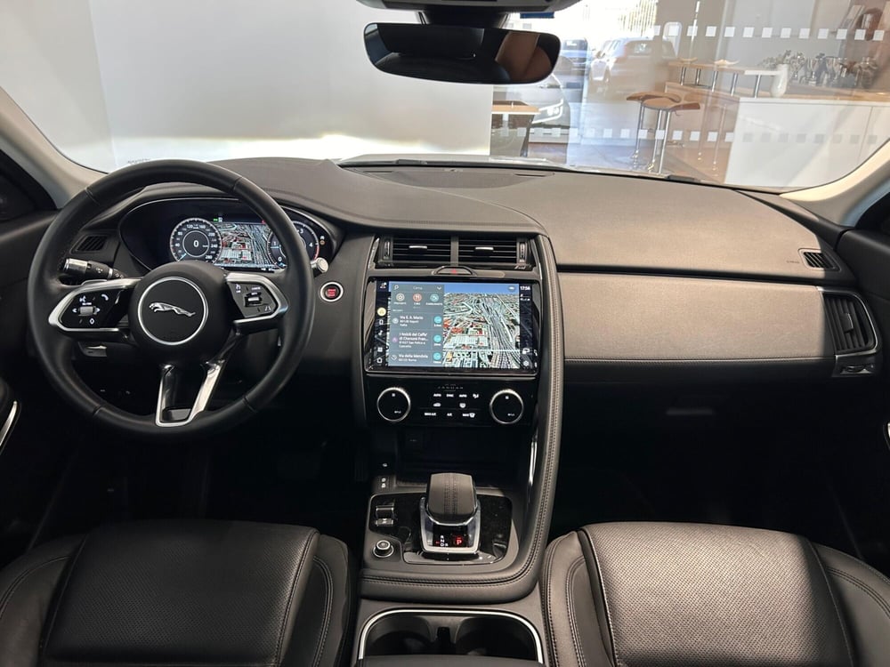 Jaguar E-Pace usata a Napoli (4)