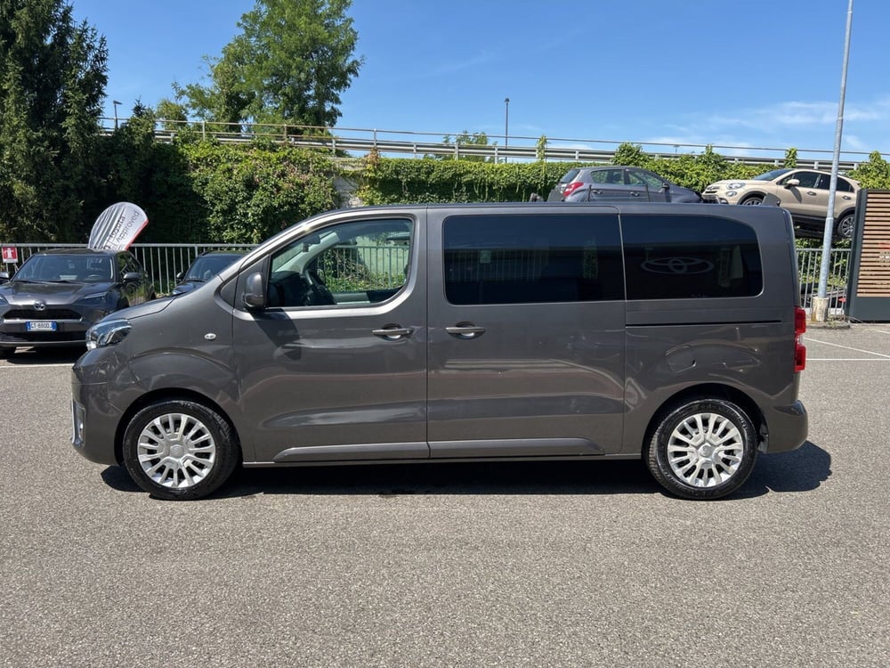 Toyota Proace Verso usata a Piacenza (3)