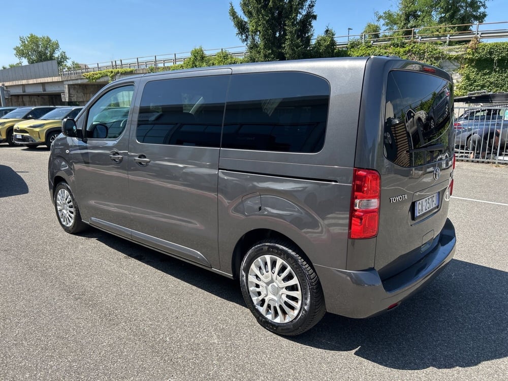 Toyota Proace Verso usata a Piacenza (4)