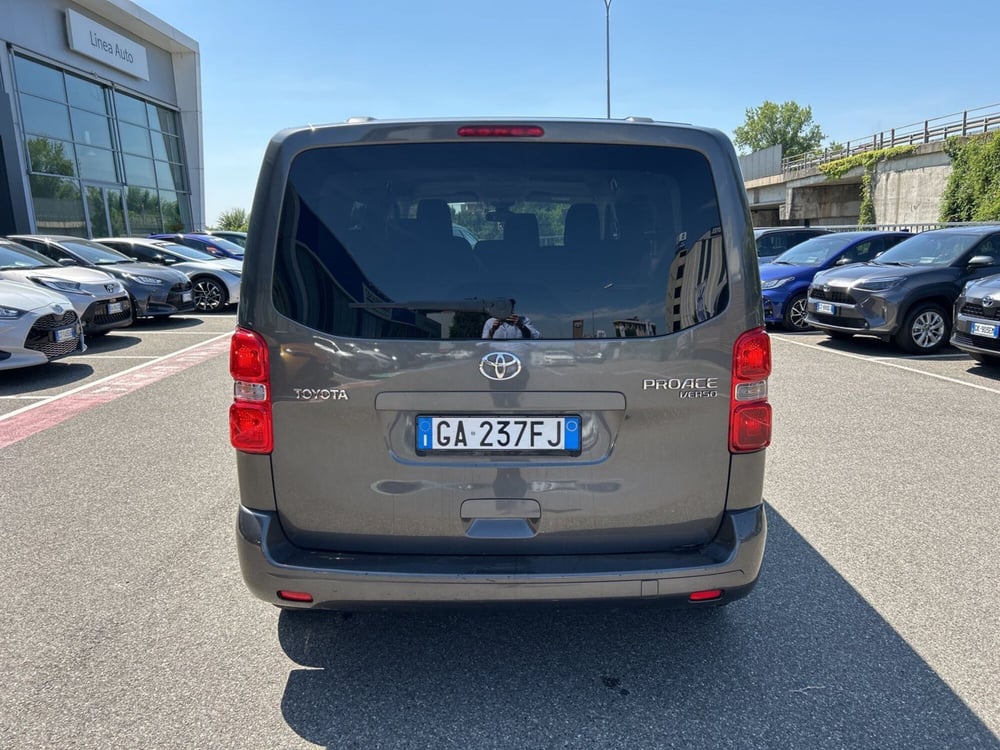 Toyota Proace Verso usata a Piacenza (5)
