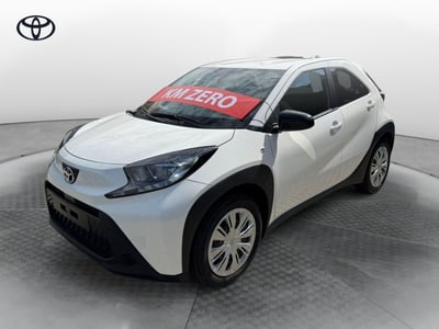 Toyota Aygo X 1.0 VVT-i 72 CV 5p. Undercover S-CVT nuova a Como