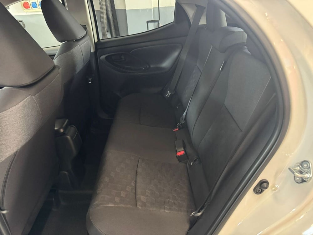 Toyota Yaris nuova a Como (7)
