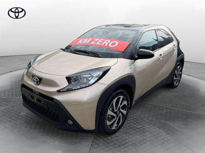 Toyota Aygo X 1.0 VVT-i 72 CV 5p. Undercover S-CVT nuova a Como