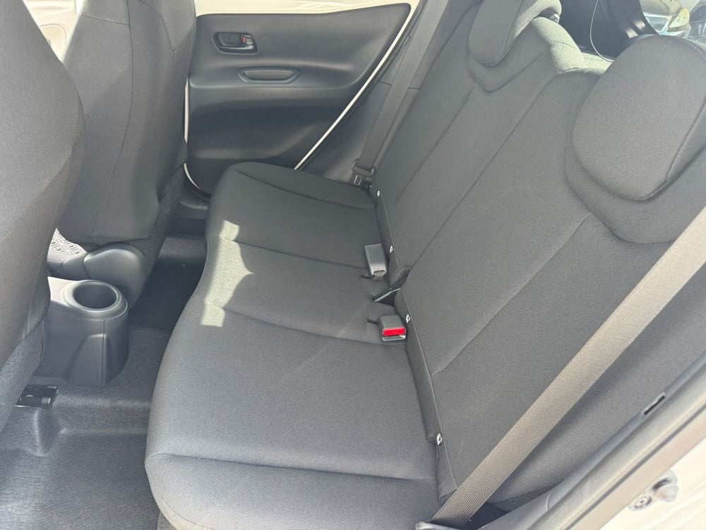 Toyota Aygo X nuova a Como (7)