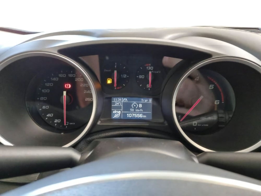 Alfa Romeo Giulietta usata a Salerno (10)