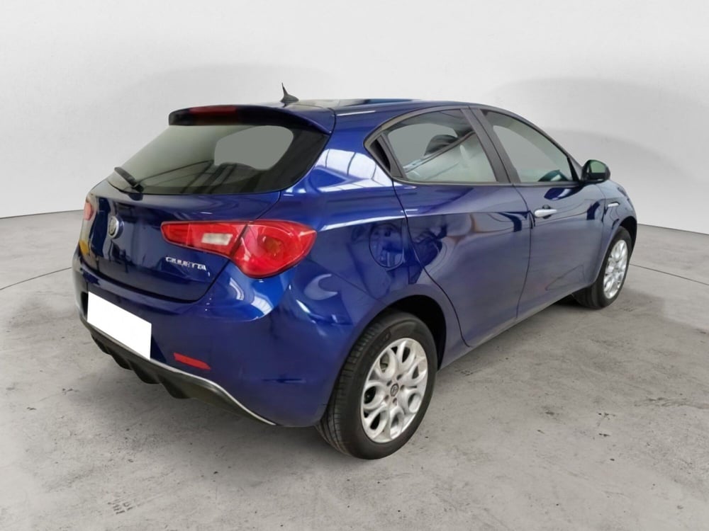 Alfa Romeo Giulietta usata a Salerno (3)