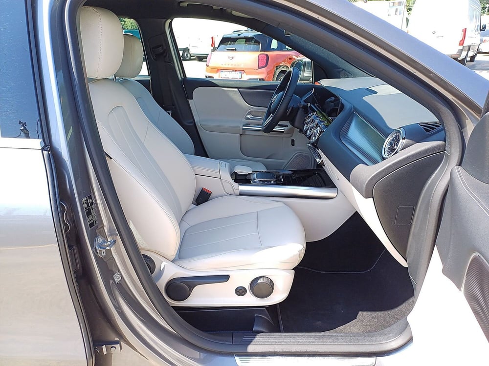 Mercedes-Benz GLA SUV usata  (10)