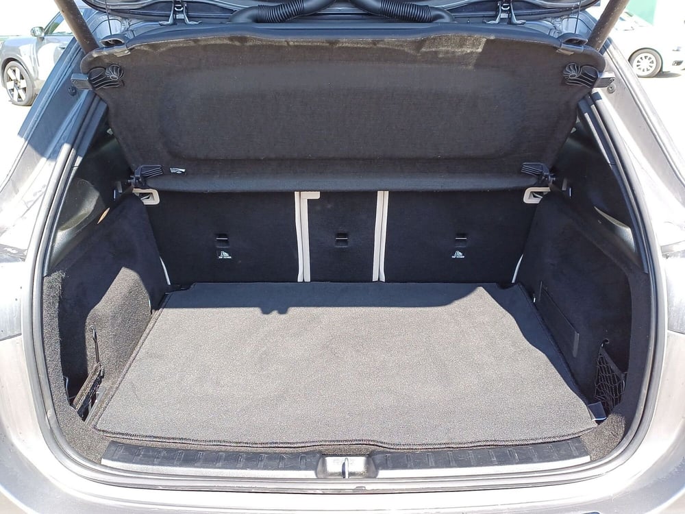 Mercedes-Benz GLA SUV usata  (13)