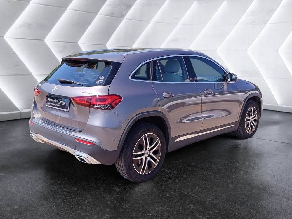 Mercedes-Benz GLA SUV usata  (4)