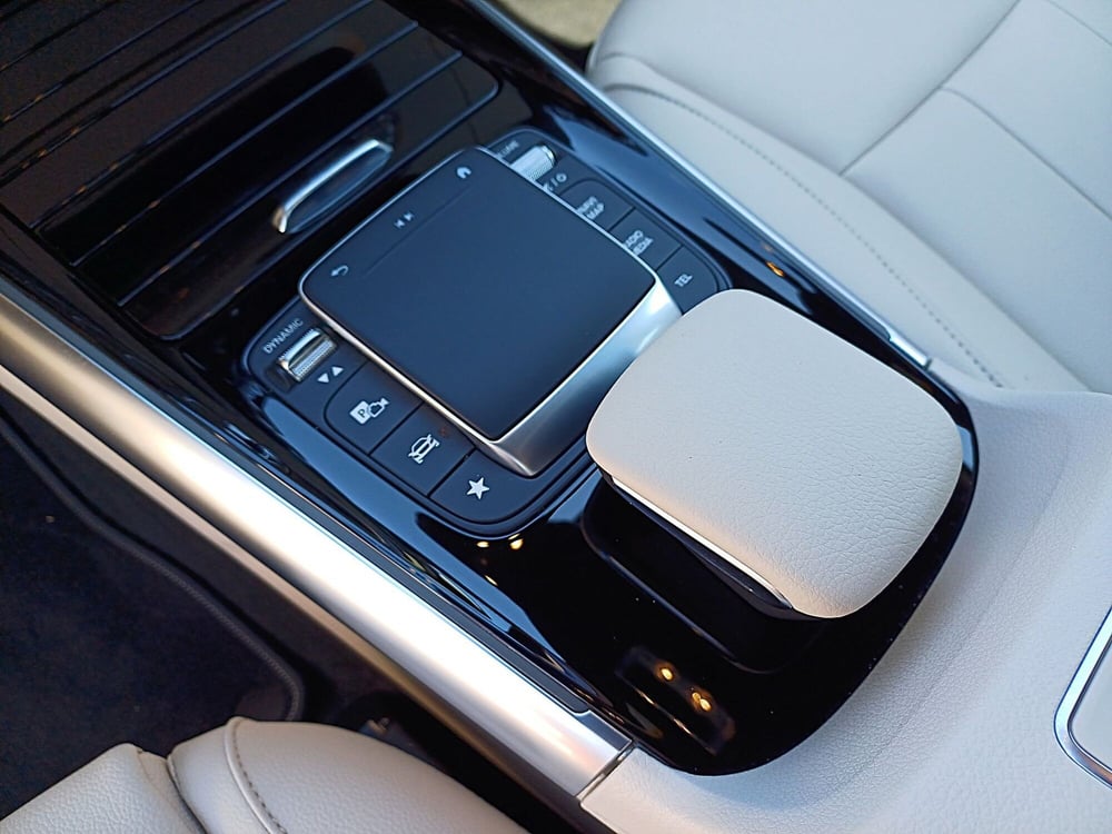 Mercedes-Benz GLA SUV usata  (9)