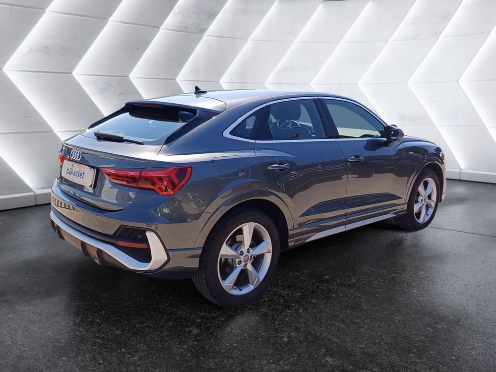 Audi Q3 Sportback usata  (4)