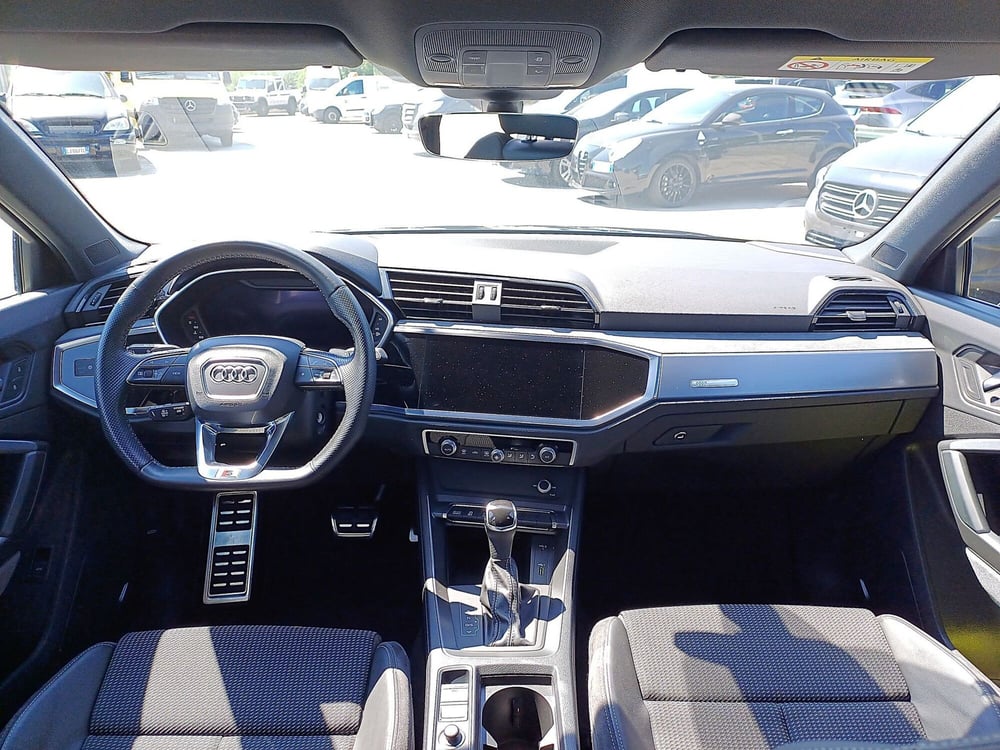 Audi Q3 Sportback usata  (8)