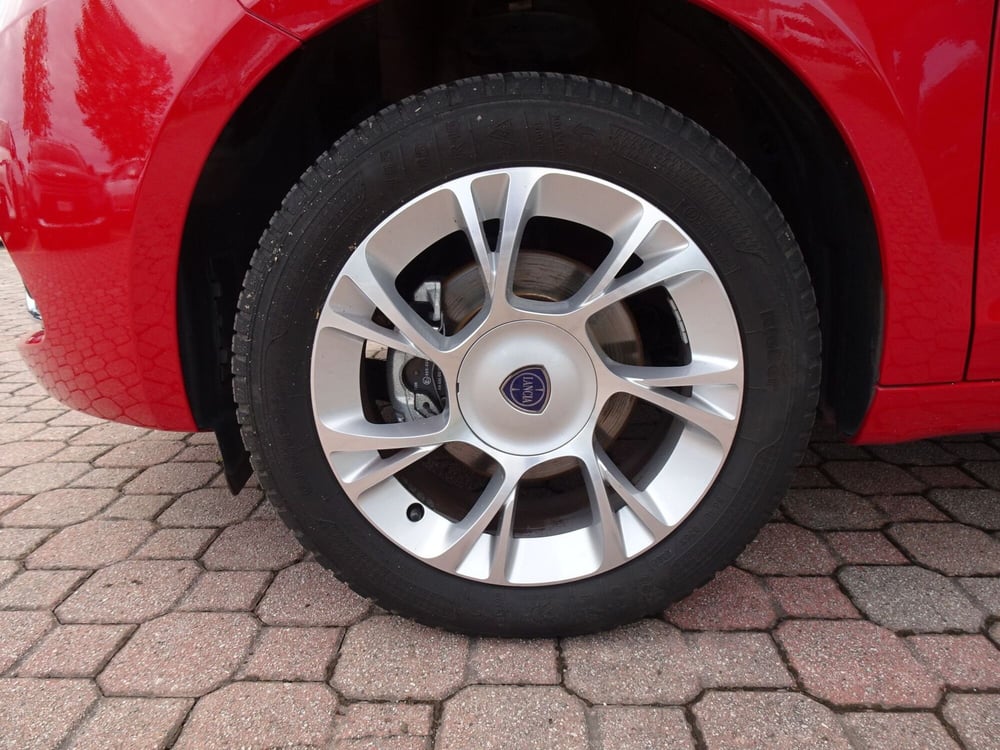 Lancia Ypsilon usata a Treviso (9)