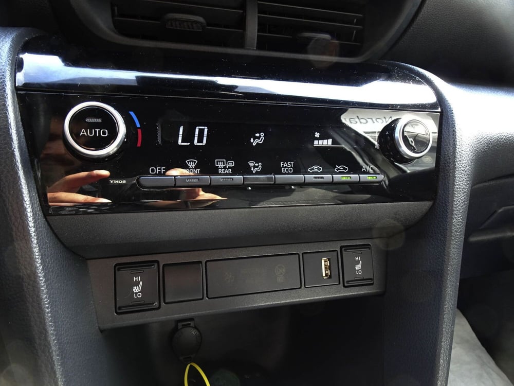 Toyota Yaris Cross usata a Treviso (19)