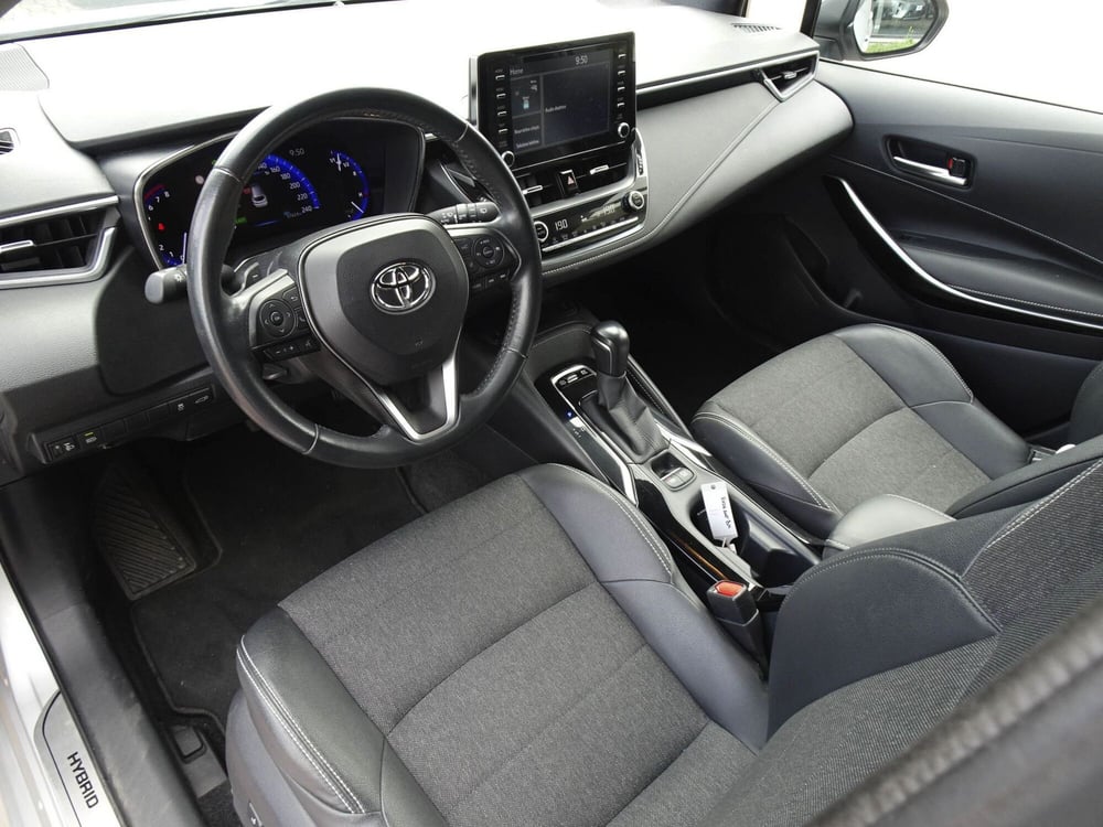 Toyota Corolla Touring Sports usata a Treviso (11)