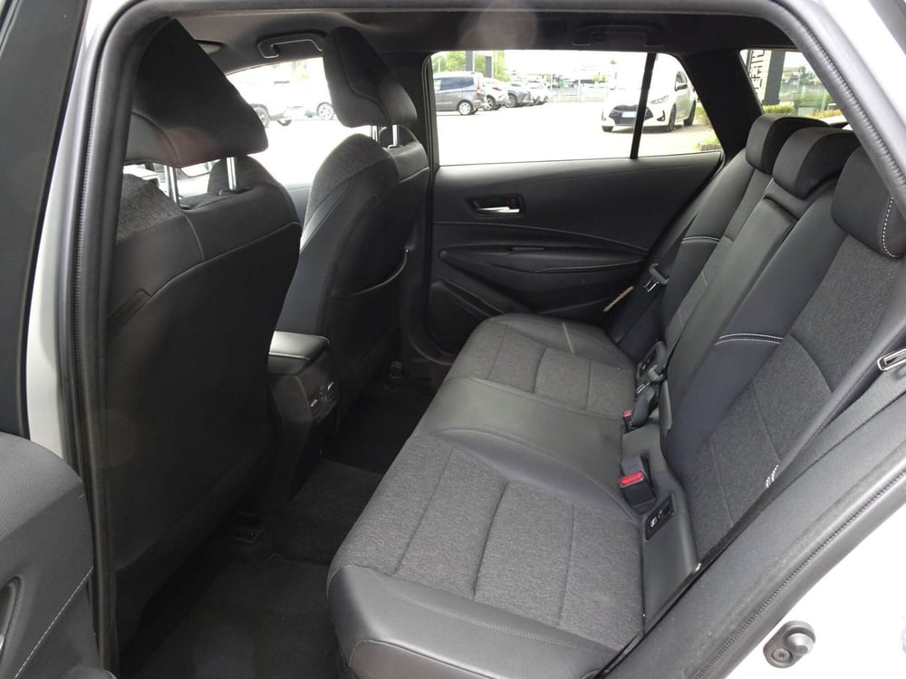 Toyota Corolla Touring Sports usata a Treviso (12)