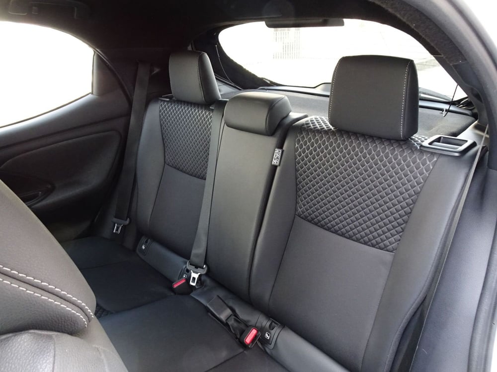 Toyota Yaris usata a Treviso (12)