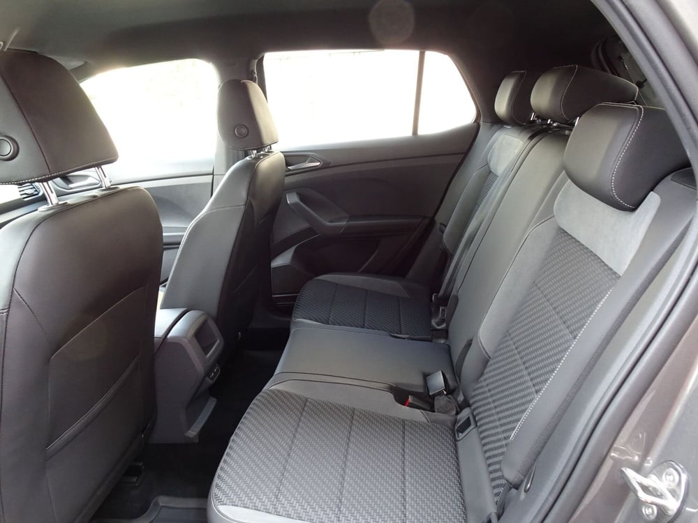 Volkswagen T-Cross usata a Treviso (10)