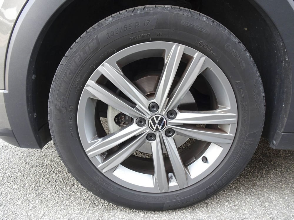 Volkswagen T-Cross usata a Treviso (8)