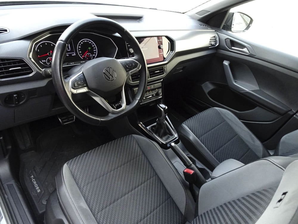 Volkswagen T-Cross usata a Treviso (9)