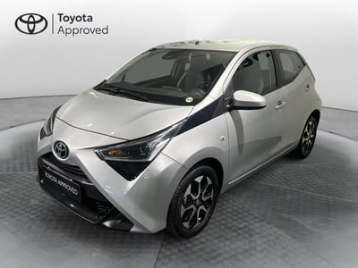 Toyota Aygo Connect 1.0 VVT-i 72 CV 5 porte x-fun MMT del 2019 usata a Milano