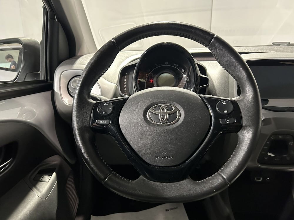Toyota Aygo usata a Milano (10)