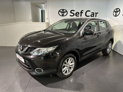 Nissan Qashqai 1.2 DIG-T Acenta del 2015 usata a Milano