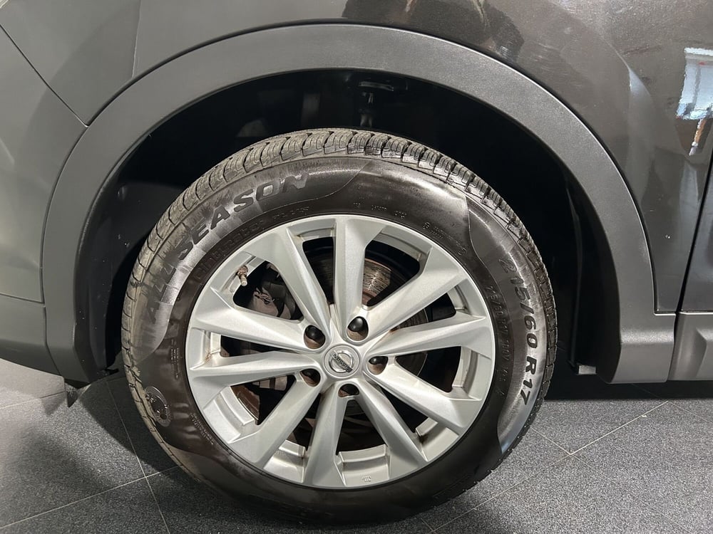 Nissan Qashqai usata a Milano (7)