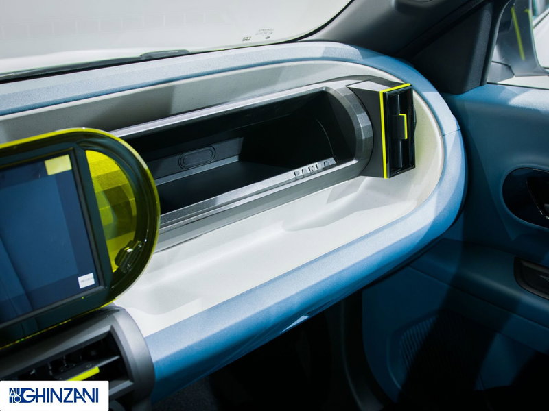 Fiat Grande Panda nuova a Bergamo (17)