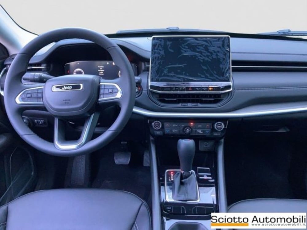 Jeep Compass nuova a Messina (14)