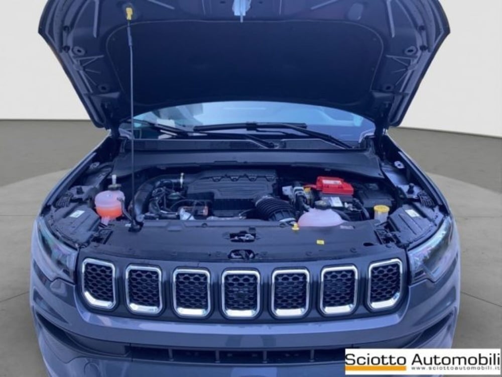 Jeep Compass nuova a Messina (18)