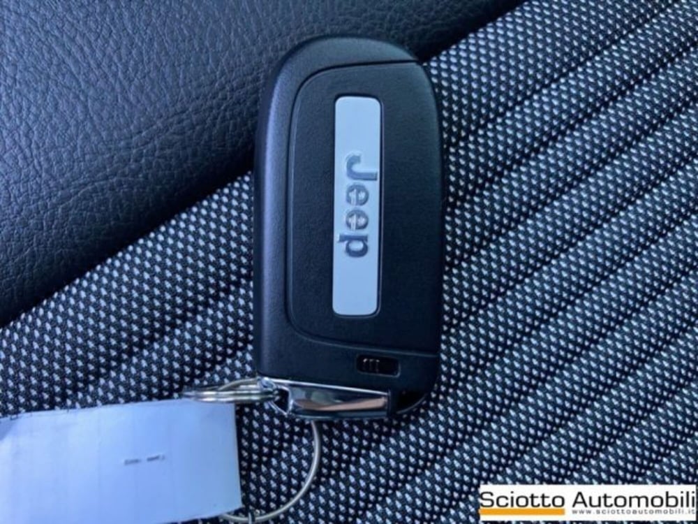 Jeep Compass nuova a Messina (20)
