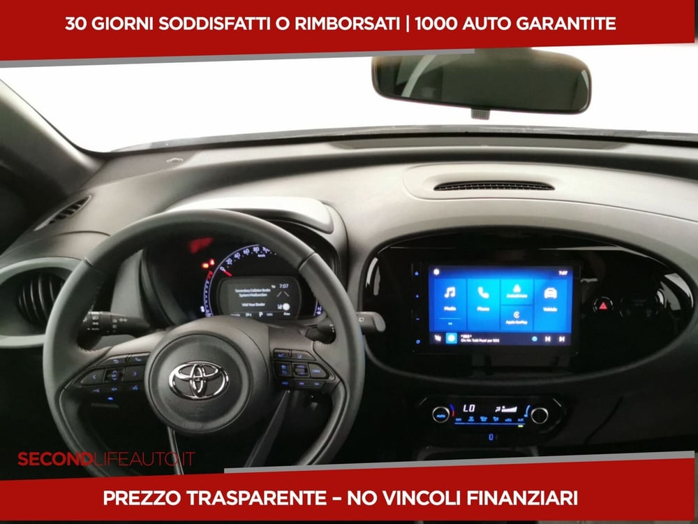 Toyota Aygo X nuova a Chieti (8)