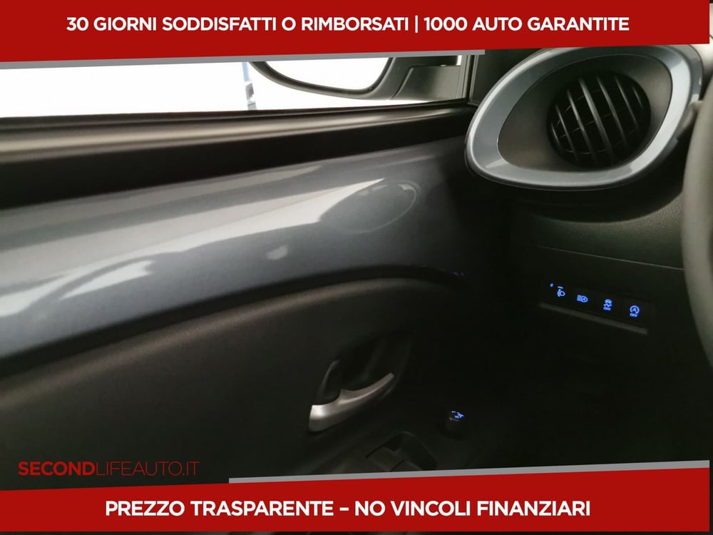 Toyota Aygo X nuova a Chieti (18)