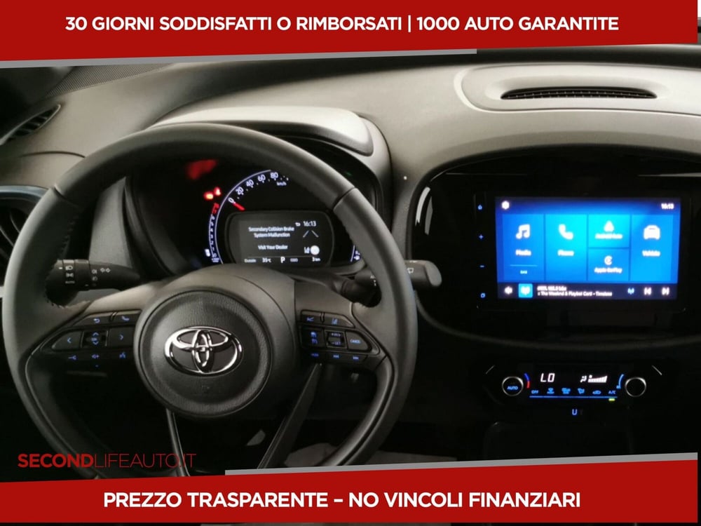 Toyota Aygo X nuova a Chieti (8)