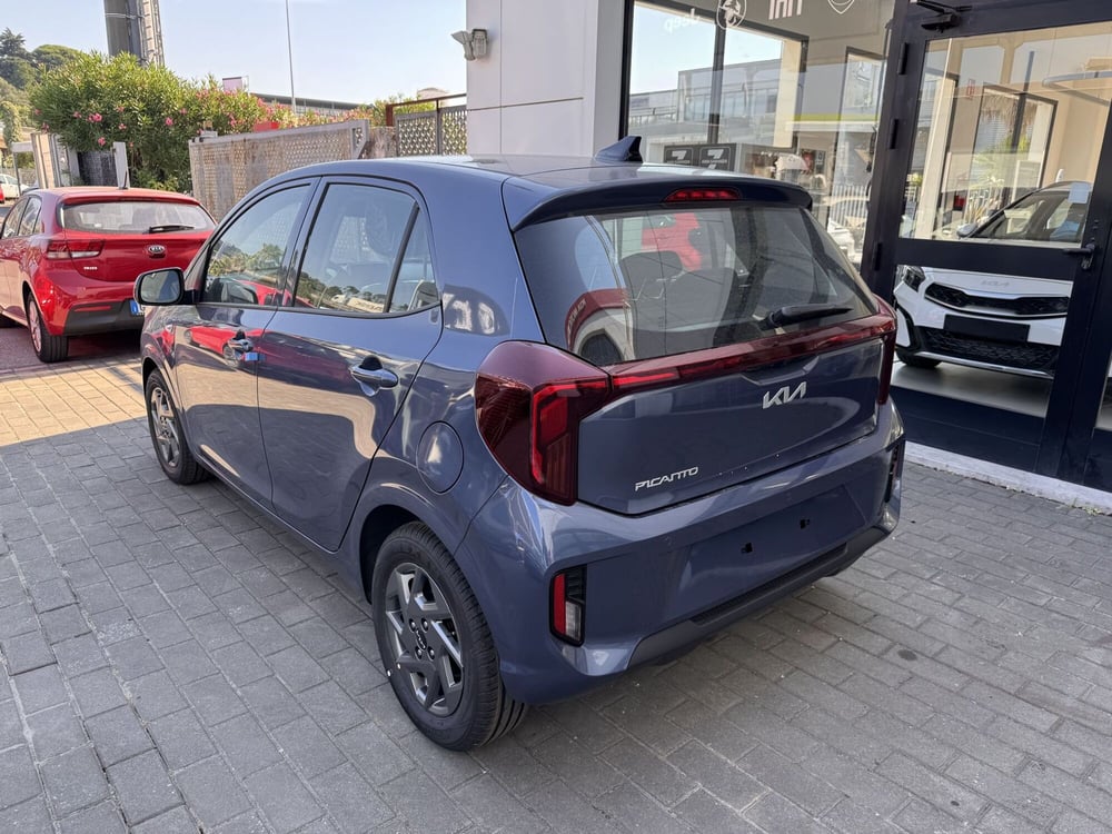 Kia Picanto nuova a La Spezia (5)