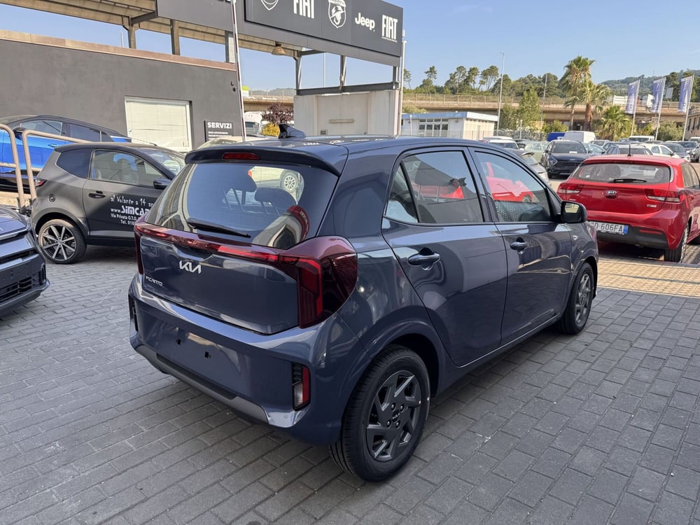 Kia Picanto nuova a La Spezia (7)