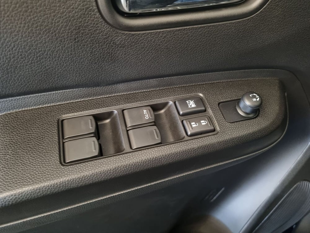 Suzuki Ignis nuova a Pavia (20)