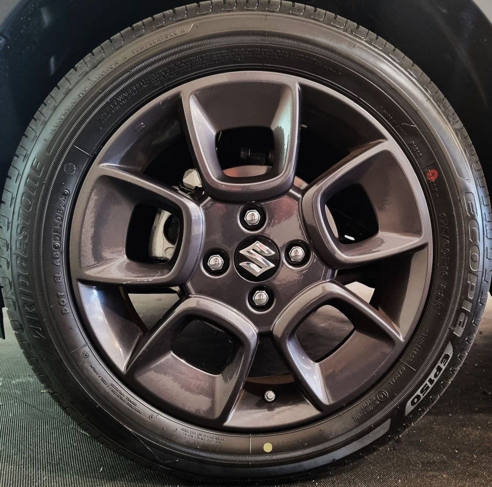 Suzuki Ignis nuova a Pavia (5)