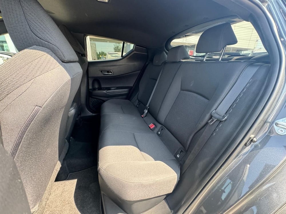 Toyota Toyota C-HR usata a Modena (14)