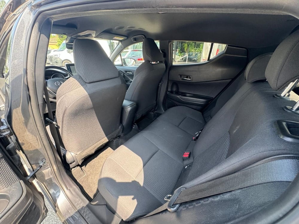 Toyota Toyota C-HR usata a Modena (15)