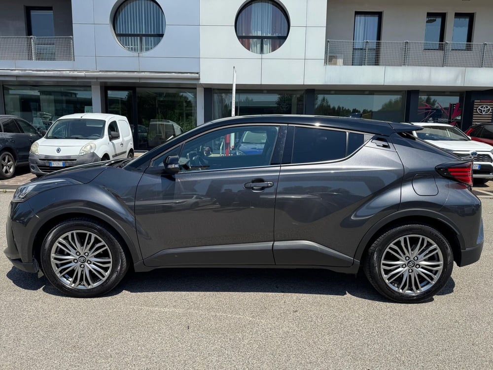 Toyota Toyota C-HR usata a Modena (9)