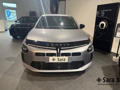 Lancia Ypsilon 54kWh LX nuova a Benevento