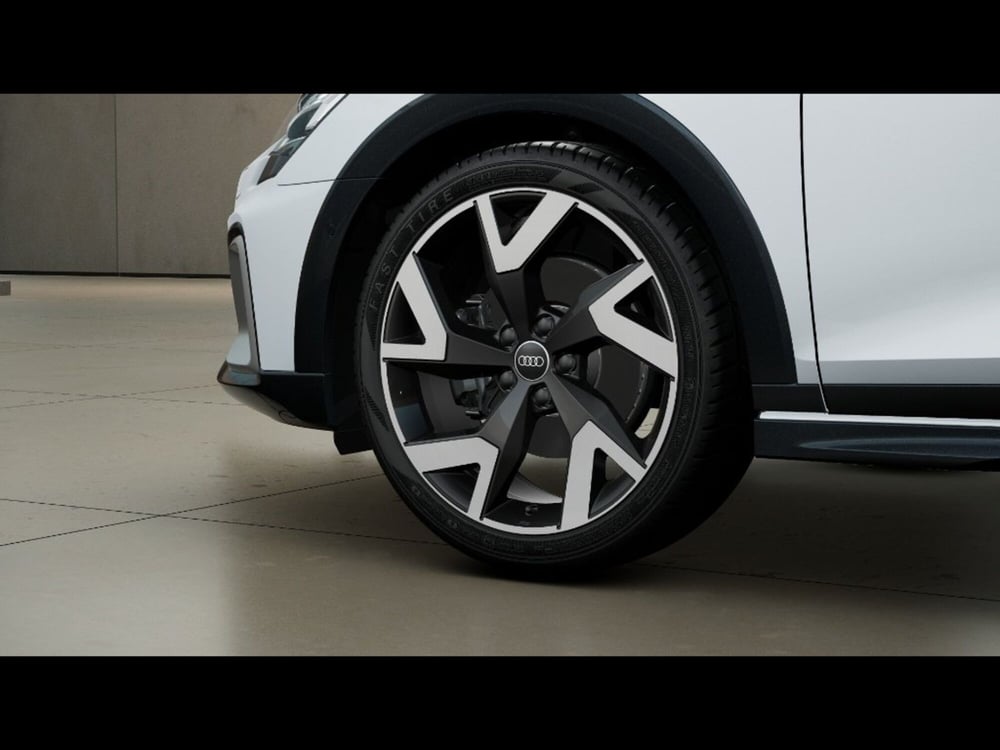 Audi A3 allstreet nuova a Livorno (6)