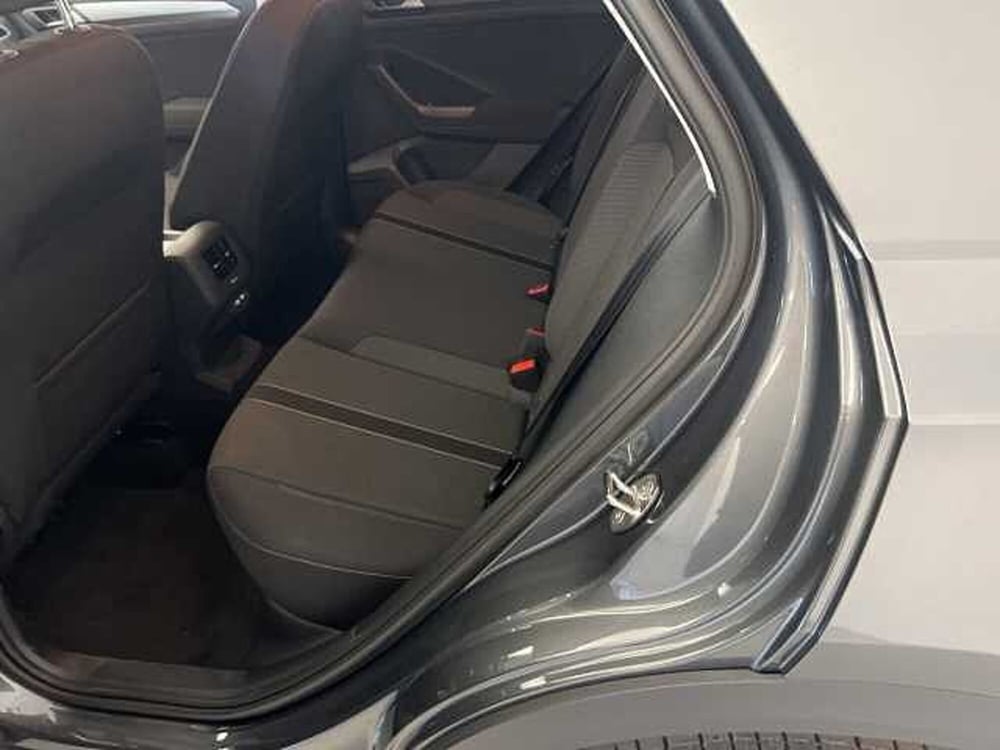 Volkswagen T-Roc nuova a Forlì-Cesena (13)